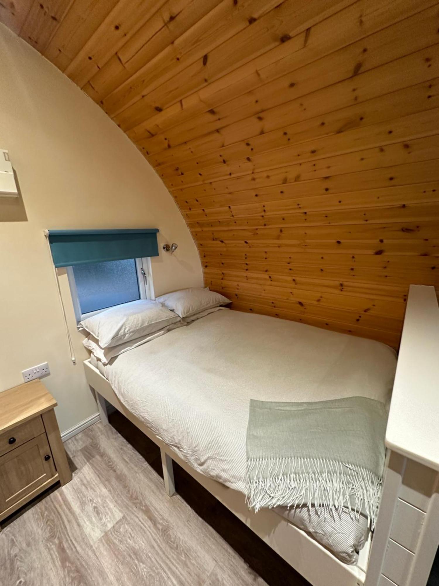 Welly Boot Pod Hotel Shenstone Exterior foto